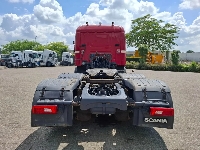 Scania G410 / 6X2 / HYDRAULICS / ONLY:398177 KM / FRIDGE / AUTOMATIC / EURO-6 / 2015 - Камион влекач: слика 4 Scania G410 / 6X2 / HYDRAULICS / ONLY:398177 KM / FRIDGE / AUTOMATIC / EURO-6 / 2015 - Камион влекач: слика 4