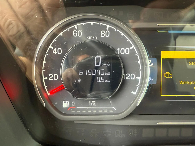 Камион влекач Scania NGS R410 / GERMAN TRUCK / RETARDER / LNG / ONLY: 619043 KM / I-PARKCOOL / LWDS / AUTOMATIC / EURO-6 / 2020: слика 20