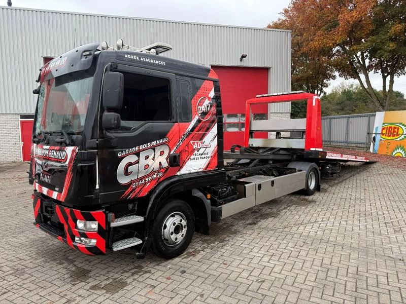 MAN TGL 12.250 / ENGINE RUNNING / ONLY:276364 KM / TOW-TRUCK / CLEPEL / WINCH / REMOTE / 6PERSONS / AUTOMATIC / EURO-6 / 2018 - Камион за влечење: слика 1 MAN TGL 12.250 / ENGINE RUNNING / ONLY:276364 KM / TOW-TRUCK / CLEPEL / WINCH / REMOTE / 6PERSONS / AUTOMATIC / EURO-6 / 2018 - Камион за влечење: слика 1