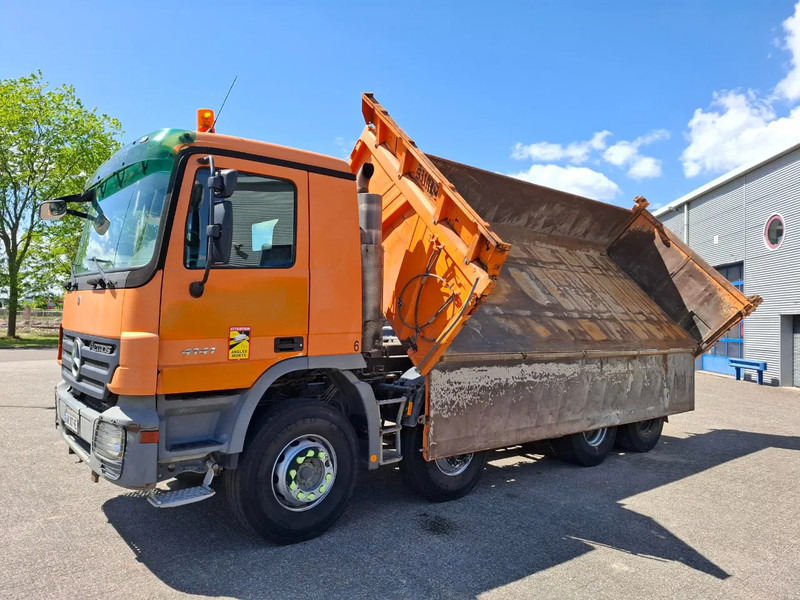 Mercedes-Benz Actros 4141 / 3SIDE MEILLER TIPPER / FULL-STEEL / DRUM BRAKES / ONLY:535937 KM / 2XSTEERING AXLE / AIRCO / AUTOMATIC / EURO-3 / - Кипер: слика 2 Mercedes-Benz Actros 4141 / 3SIDE MEILLER TIPPER / FULL-STEEL / DRUM BRAKES / ONLY:535937 KM / 2XSTEERING AXLE / AIRCO / AUTOMATIC / EURO-3 / - Кипер: слика 2