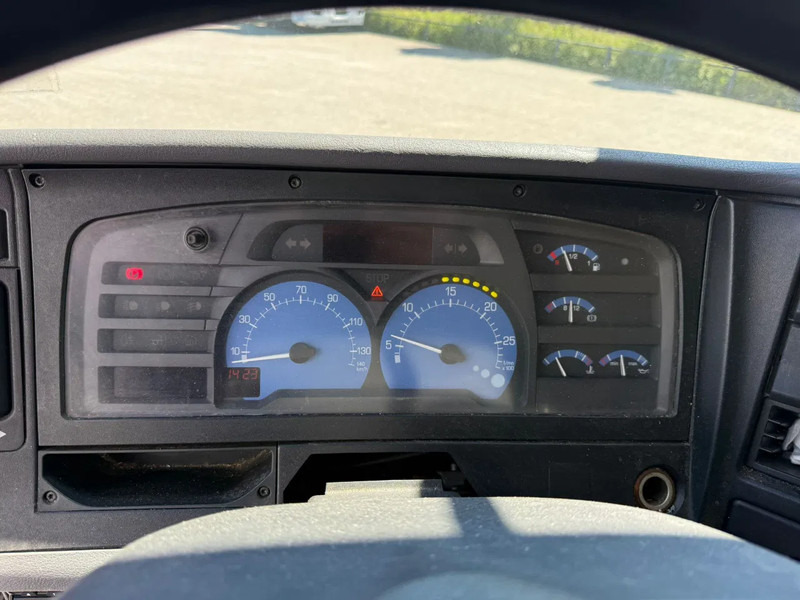 Лизинг на Renault Midlum 220DCI / NL TRUCK / TUV: 08-03-2026 / ONLY:154350KM / PLATFORM 2000 KG / SIDE DOOR / OLD TACHO / MANUAL / EURO-3 / 2003 Renault Midlum 220DCI / NL TRUCK / TUV: 08-03-2026 / ONLY:154350KM / PLATFORM 2000 KG / SIDE DOOR / OLD TACHO / MANUAL / EURO-3 / 2003: слика 17