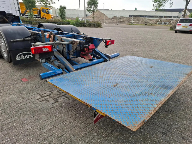 Камион со кабинска шасија Scania R580 V8 / RETARDER / LIFT+LENKACHSE / FULL-AIR / PLATFORM 2000 KG / LEATHER / AIRCO / AUTOMATIC / EURO-6 / 2014: слика 11 Камион со кабинска шасија Scania R580 V8 / RETARDER / LIFT+LENKACHSE / FULL-AIR / PLATFORM 2000 KG / LEATHER / AIRCO / AUTOMATIC / EURO-6 / 2014: слика 11