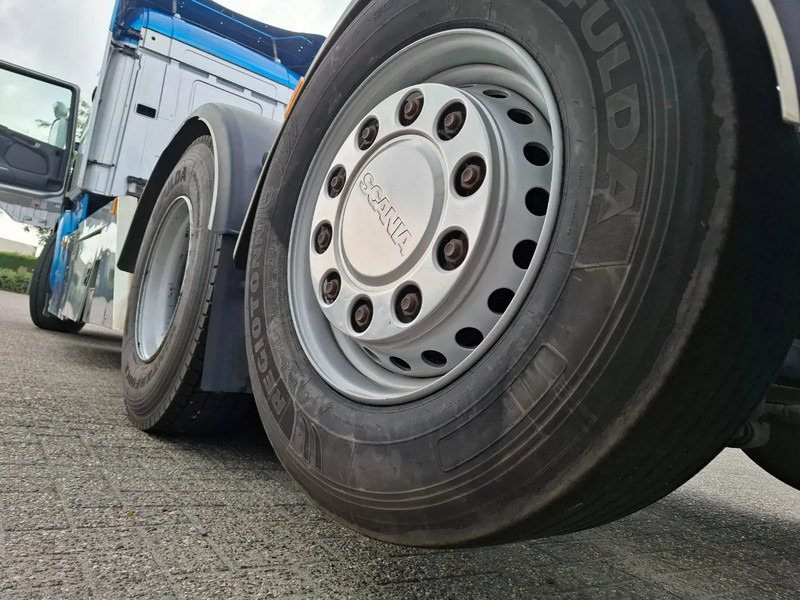 Камион со кабинска шасија Scania R580 V8 / RETARDER / LIFT+LENKACHSE / FULL-AIR / PLATFORM 2000 KG / LEATHER / AIRCO / AUTOMATIC / EURO-6 / 2014: слика 14 Камион со кабинска шасија Scania R580 V8 / RETARDER / LIFT+LENKACHSE / FULL-AIR / PLATFORM 2000 KG / LEATHER / AIRCO / AUTOMATIC / EURO-6 / 2014: слика 14