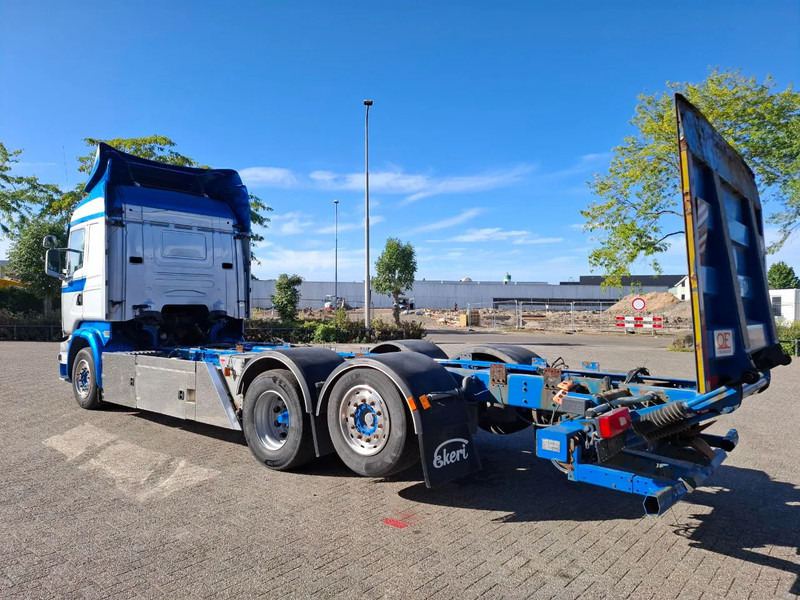 Scania R580 V8 / RETARDER / LIFT+LENKACHSE / FULL-AIR / PLATFORM 2000 KG / LEATHER / AIRCO / AUTOMATIC / EURO-6 / 2015 - Камион со кабинска шасија: слика 3 Scania R580 V8 / RETARDER / LIFT+LENKACHSE / FULL-AIR / PLATFORM 2000 KG / LEATHER / AIRCO / AUTOMATIC / EURO-6 / 2015 - Камион со кабинска шасија: слика 3