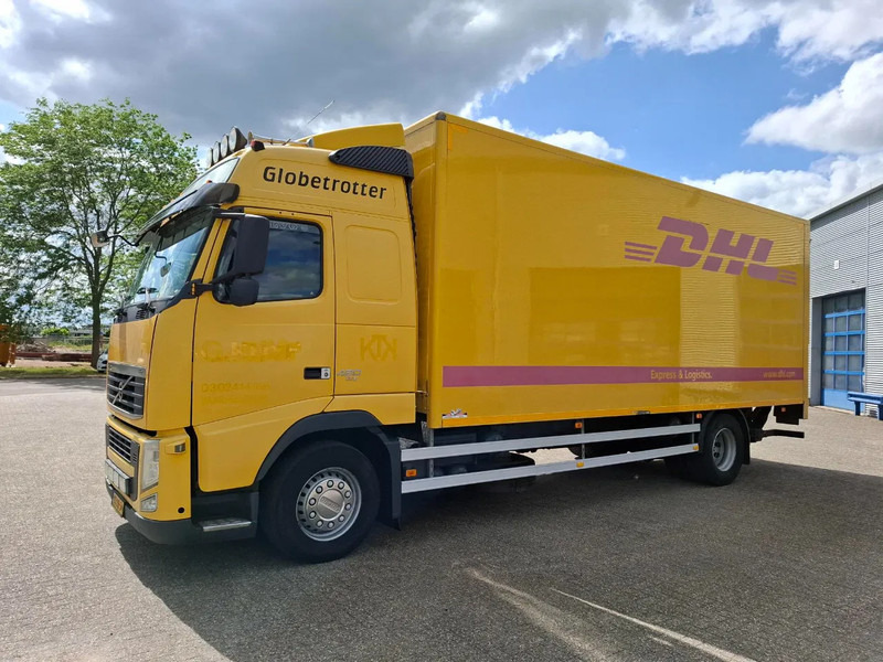 Volvo FH13-420 / NL TRUCK / PLATFORM 2000KG / AIRCO / FRIDGE / AUTOMATIC / EURO-5 / 2010 - Камион сандучар: слика 1 Volvo FH13-420 / NL TRUCK / PLATFORM 2000KG / AIRCO / FRIDGE / AUTOMATIC / EURO-5 / 2010 - Камион сандучар: слика 1