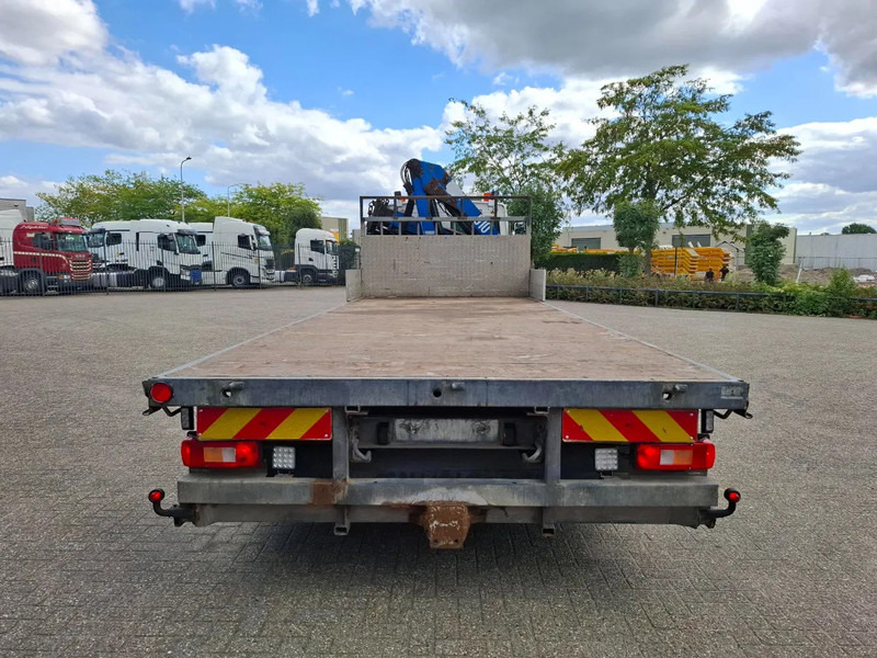 Volvo FL6-220 / HMF 910 / REMOTE / ONLY:493620 KM / AIRCO / FULL-AIR / MANUAL / EURO-3 / 2003 - Камион со кран: слика 4 Volvo FL6-220 / HMF 910 / REMOTE / ONLY:493620 KM / AIRCO / FULL-AIR / MANUAL / EURO-3 / 2003 - Камион со кран: слика 4