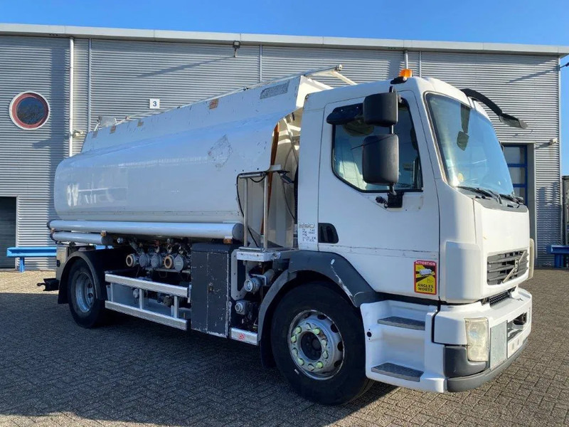 Volvo FL7-290 / 5 COMPARTIMENTS / 13000 LITER TOTAL / PUMP / AUTOMATIC / EURO-5 / 2009 - Камион цистерна: слика 2 Volvo FL7-290 / 5 COMPARTIMENTS / 13000 LITER TOTAL / PUMP / AUTOMATIC / EURO-5 / 2009 - Камион цистерна: слика 2