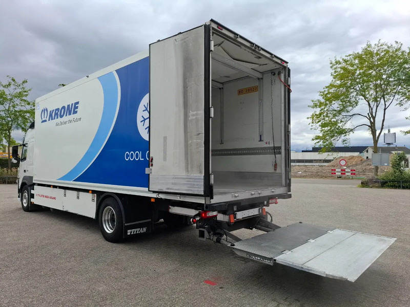 Volvo FM11-330 / VEB / LWDS / ONLY:442862 KM / CARRIER SUPRA 1250 / DOPPELSTOCK / PLATFORM 2TON / DATALOG / FULL-AIR / TOP CONDITION / - Изотермален камион: слика 3 Volvo FM11-330 / VEB / LWDS / ONLY:442862 KM / CARRIER SUPRA 1250 / DOPPELSTOCK / PLATFORM 2TON / DATALOG / FULL-AIR / TOP CONDITION / - Изотермален камион: слика 3