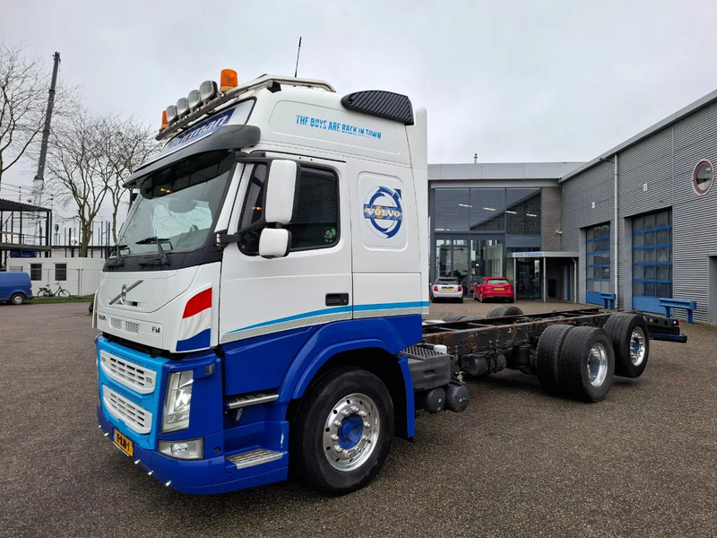 Volvo FM11-460 / NL TRUCK / LIFT+LENKACHSE / ONLY:355342 KM / DYNAMIC STEERING / LWDS / NAVI / ALCOA / TUV:07-01-2026 / INLINER / EURO - Камион со кабинска шасија: слика 1 Volvo FM11-460 / NL TRUCK / LIFT+LENKACHSE / ONLY:355342 KM / DYNAMIC STEERING / LWDS / NAVI / ALCOA / TUV:07-01-2026 / INLINER / EURO - Камион со кабинска шасија: слика 1