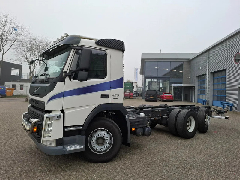 Volvo FM4-420 / VEB+ / LWDS / LIFT+LENKACHSE / ONLY:336223 KM / INLINER / AUTOMATIC / EURO-6 / 2018 - Камион со кабинска шасија: слика 1 Volvo FM4-420 / VEB+ / LWDS / LIFT+LENKACHSE / ONLY:336223 KM / INLINER / AUTOMATIC / EURO-6 / 2018 - Камион со кабинска шасија: слика 1
