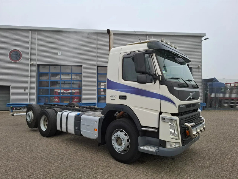 Volvo FM4-420 / VEB+ / LWDS / LIFT+LENKACHSE / ONLY:336223 KM / INLINER / AUTOMATIC / EURO-6 / 2018 - Камион со кабинска шасија: слика 2 Volvo FM4-420 / VEB+ / LWDS / LIFT+LENKACHSE / ONLY:336223 KM / INLINER / AUTOMATIC / EURO-6 / 2018 - Камион со кабинска шасија: слика 2