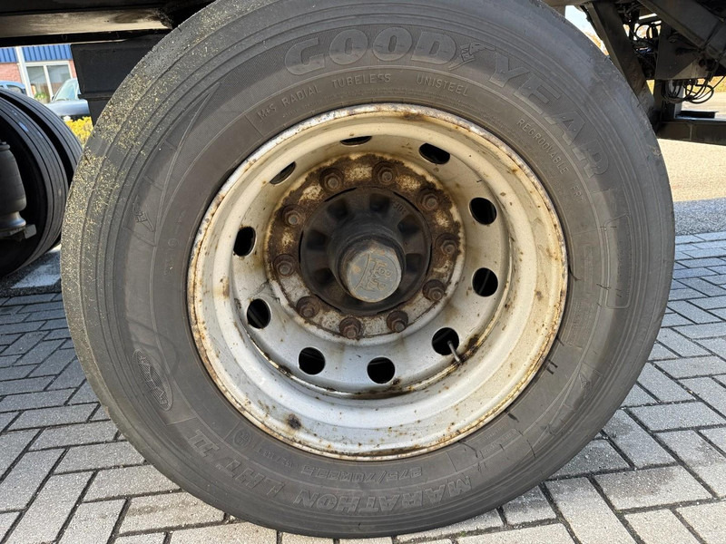 Лизинг на Nooteboom OVB-45-VV, 2 x Extandable, 27,30 Mtr. Excellent Condition !!! Nooteboom OVB-45-VV, 2 x Extandable, 27,30 Mtr. Excellent Condition !!!: слика 6 Лизинг на Nooteboom OVB-45-VV, 2 x Extandable, 27,30 Mtr. Excellent Condition !!! Nooteboom OVB-45-VV, 2 x Extandable, 27,30 Mtr. Excellent Condition !!!: слика 6