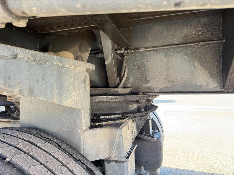 Лизинг на Nooteboom OVB-45-VV, 2 x Extandable, 27,30 Mtr. Excellent Condition !!! Nooteboom OVB-45-VV, 2 x Extandable, 27,30 Mtr. Excellent Condition !!!: слика 9 Лизинг на Nooteboom OVB-45-VV, 2 x Extandable, 27,30 Mtr. Excellent Condition !!! Nooteboom OVB-45-VV, 2 x Extandable, 27,30 Mtr. Excellent Condition !!!: слика 9