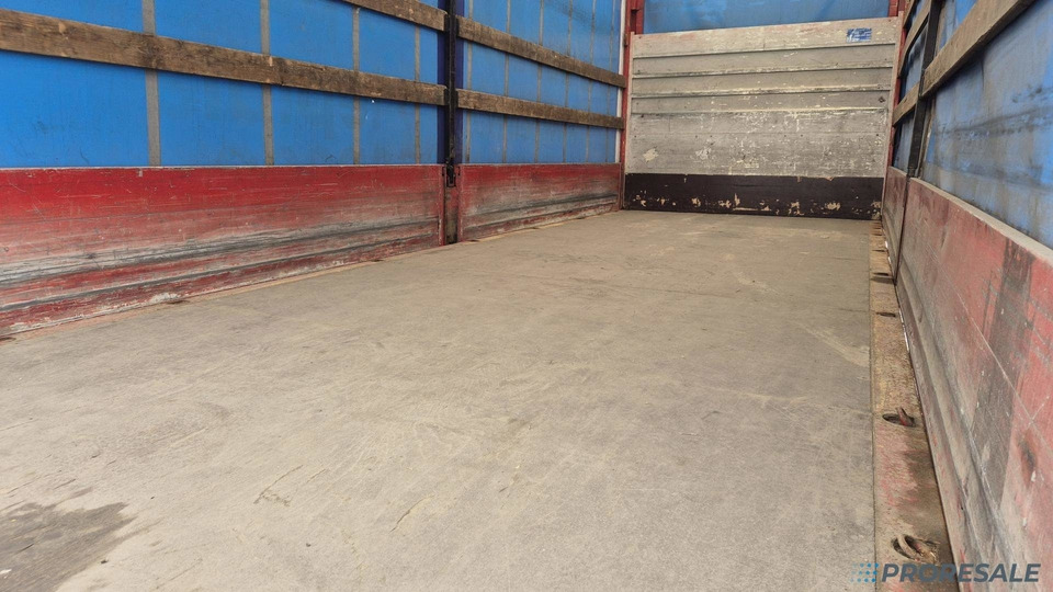 IVECO EUROCARGO ML 140E28 EURO 5 - valník s plachtou + hydraulické čelo 1,5 t - Камион со церада: слика 4 IVECO EUROCARGO ML 140E28 EURO 5 - valník s plachtou + hydraulické čelo 1,5 t - Камион со церада: слика 4