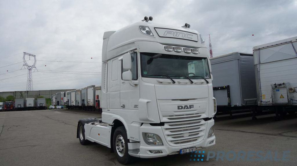DAF XF 460 FT SSC EURO 6 - Камион влекач: слика 1 DAF XF 460 FT SSC EURO 6 - Камион влекач: слика 1
