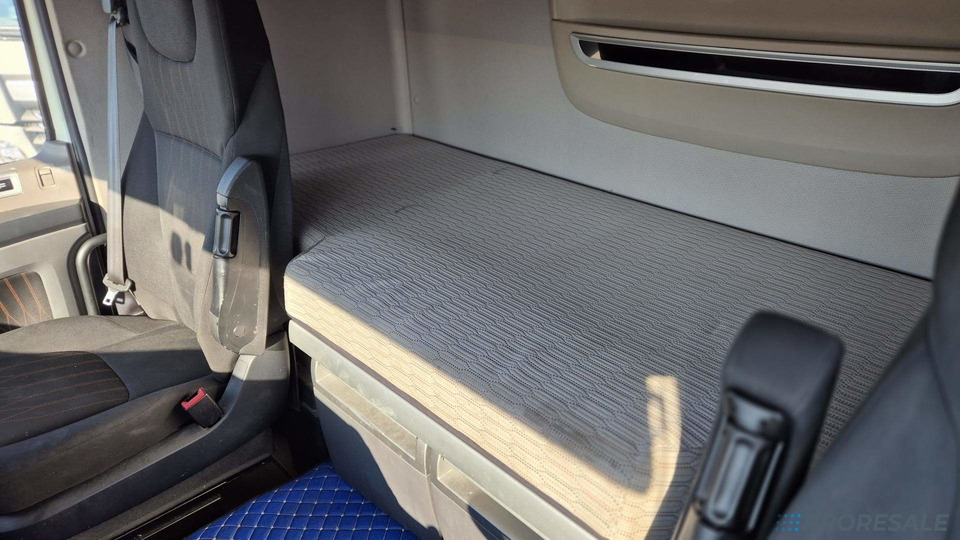 DAF XF 480 FT LOW DECK SSC EURO 6 - Камион влекач: слика 5 DAF XF 480 FT LOW DECK SSC EURO 6 - Камион влекач: слика 5