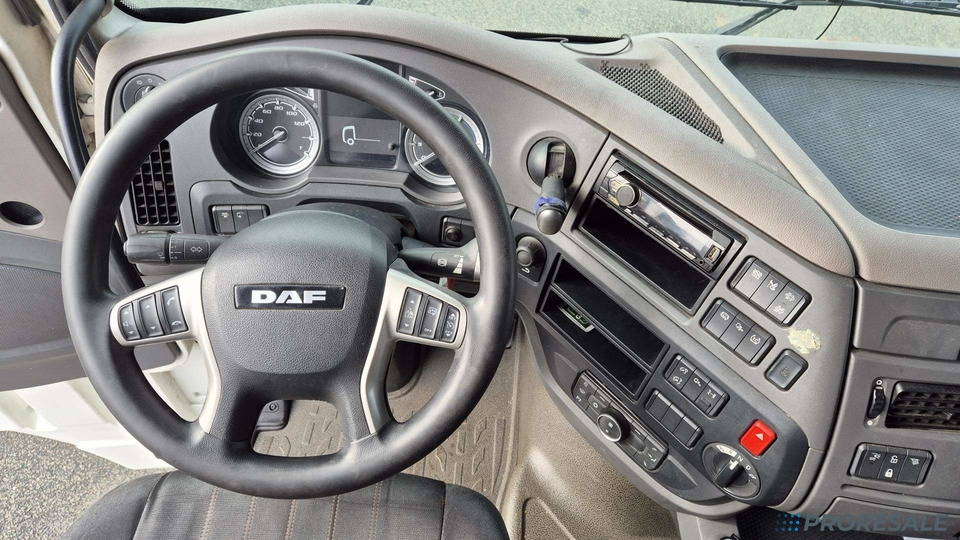 DAF XF 480 FT LOW DECK SSC EURO 6 - Камион влекач: слика 4 DAF XF 480 FT LOW DECK SSC EURO 6 - Камион влекач: слика 4