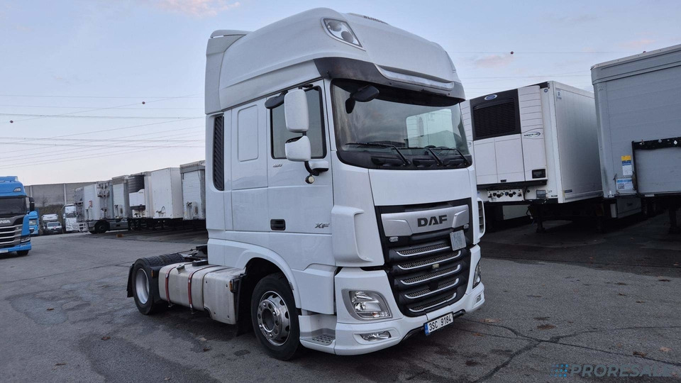 DAF XF 480 FT LOW DECK SSC EURO 6 - Камион влекач: слика 1 DAF XF 480 FT LOW DECK SSC EURO 6 - Камион влекач: слика 1