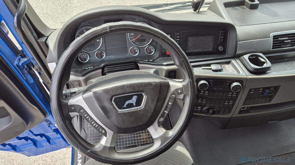 MAN TGX 18.500 XXL LOW DECK EURO 6 - Камион влекач: слика 4 MAN TGX 18.500 XXL LOW DECK EURO 6 - Камион влекач: слика 4