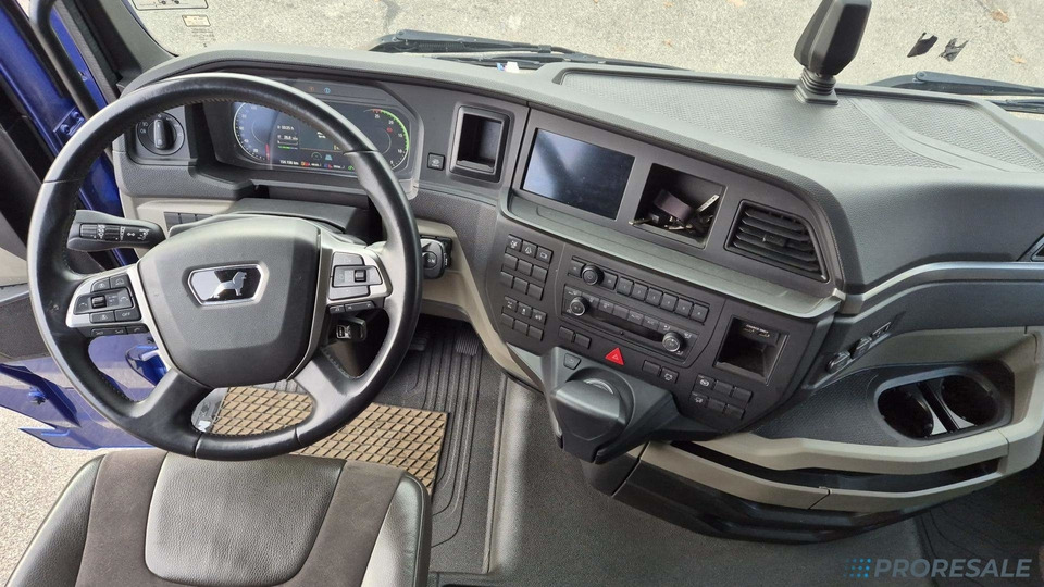 MAN TGX 18.510 XLX EURO 6 - Камион влекач: слика 4 MAN TGX 18.510 XLX EURO 6 - Камион влекач: слика 4