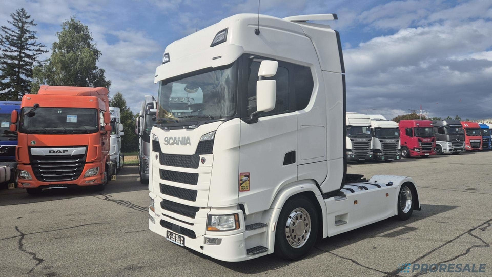 SCANIA S500 N323 NGS TOP LINE LOW DECK EURO 6 - Камион влекач: слика 2 SCANIA S500 N323 NGS TOP LINE LOW DECK EURO 6 - Камион влекач: слика 2