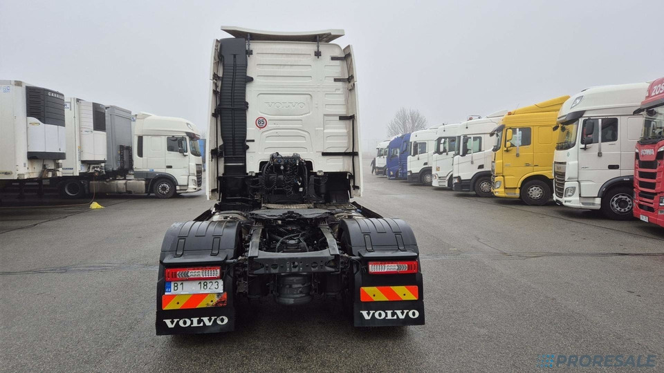 VOLVO FH 500 XL 4X2 EURO 6 - Камион влекач: слика 2 VOLVO FH 500 XL 4X2 EURO 6 - Камион влекач: слика 2