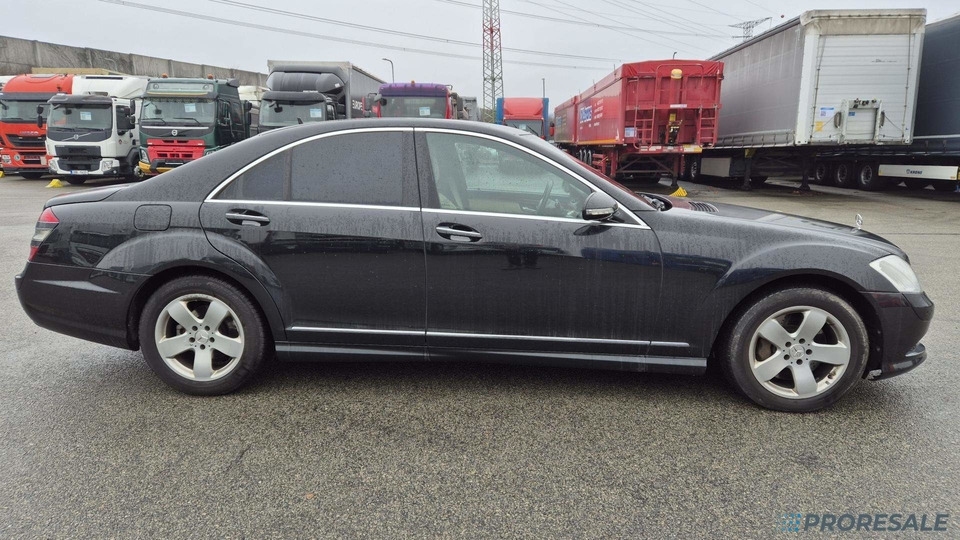 MERCEDES-BENZ S 320 CDI 4-MATIC 2987 cm3 173 kW - není možný odpočet DPH - Автомобил: слика 5 MERCEDES-BENZ S 320 CDI 4-MATIC 2987 cm3 173 kW - není možný odpočet DPH - Автомобил: слика 5