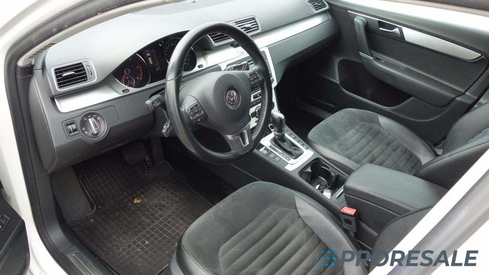 VOLKSWAGEN PASSAT VARIANT 2,0 TDi 103 KW - nelze odpočet DPH - Автомобил: слика 5 VOLKSWAGEN PASSAT VARIANT 2,0 TDi 103 KW - nelze odpočet DPH - Автомобил: слика 5