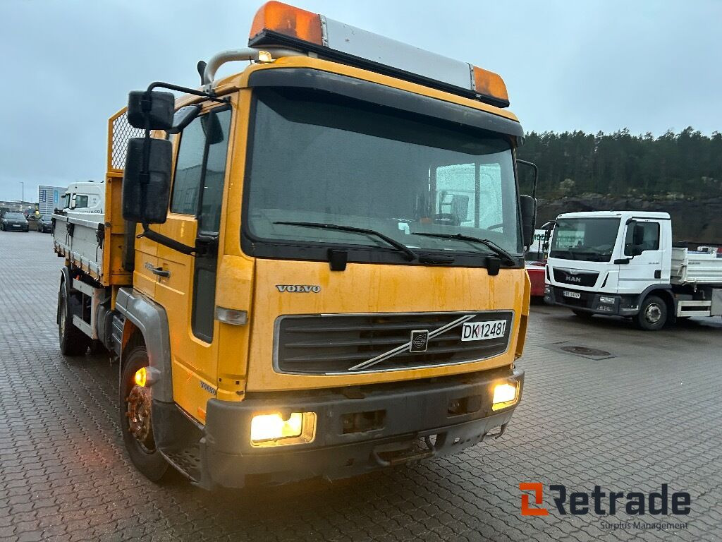 2001 Lastebil 3 veis tipp VOLVO FL 250 EU-Godkjent - Кипер: слика 3 2001 Lastebil 3 veis tipp VOLVO FL 250 EU-Godkjent - Кипер: слика 3