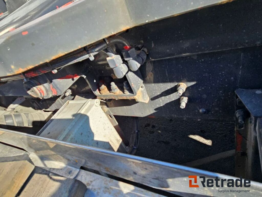 2010mod. SCANIA R620 HIGH LINE Krokbil - Камион со кука за подигање: слика 4 2010mod. SCANIA R620 HIGH LINE Krokbil - Камион со кука за подигање: слика 4