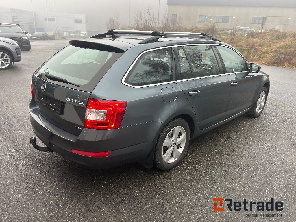 2016 Personbil SKODA OCTAVIA 1.8 TSI 180 hk 4x4 Style 6DSG EU-Godkjent - Автомобил: слика 4 2016 Personbil SKODA OCTAVIA 1.8 TSI 180 hk 4x4 Style 6DSG EU-Godkjent - Автомобил: слика 4