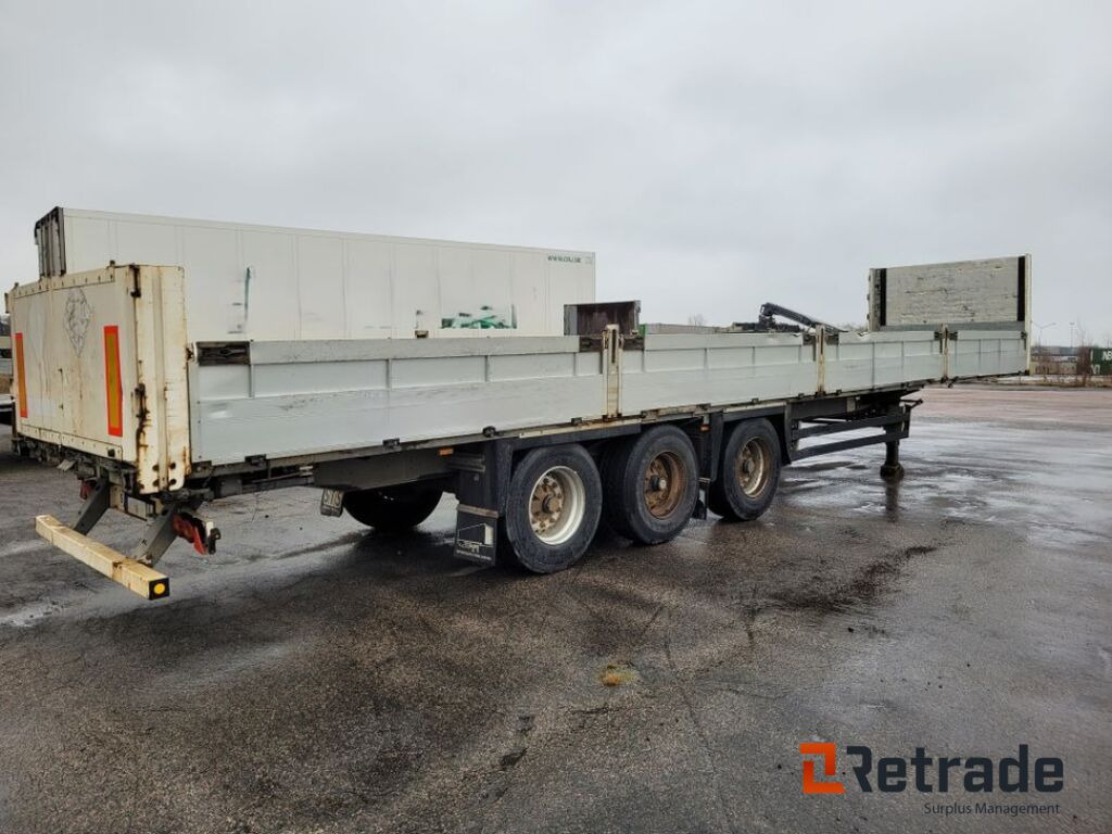 3-axlig trailer med lämmar SCHMITS, S01 Flaktrailer - Полуприколка платформа: слика 3 3-axlig trailer med lämmar SCHMITS, S01 Flaktrailer - Полуприколка платформа: слика 3