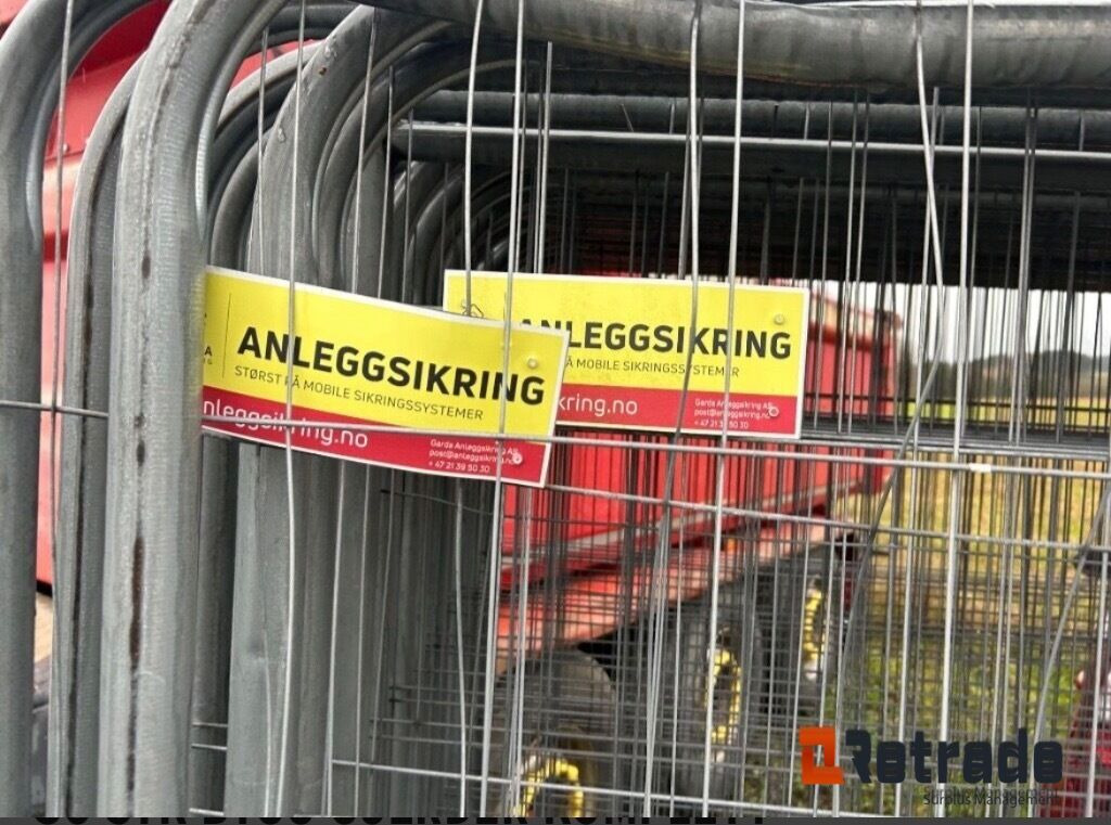 30 stk Bygg gjerder komplett - Градежна опрема: слика 4 30 stk Bygg gjerder komplett - Градежна опрема: слика 4