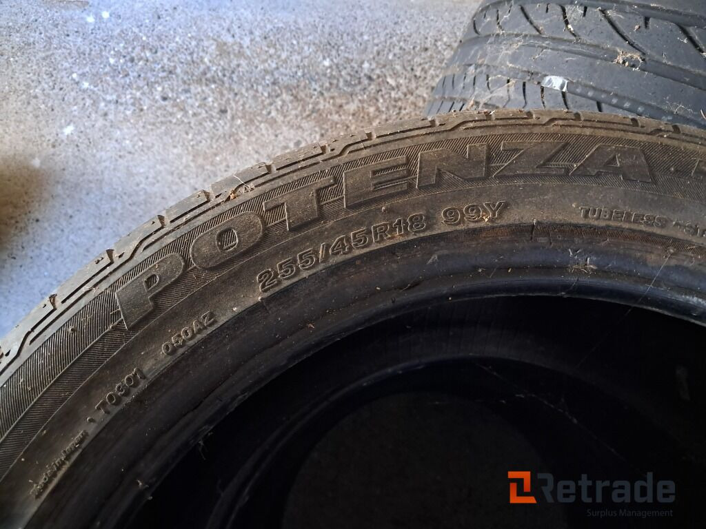 4 stk 18" Sommerdæk Bridgestone Potenza 255/45 R 18 - Градежна опрема: слика 3 4 stk 18" Sommerdæk Bridgestone Potenza 255/45 R 18 - Градежна опрема: слика 3