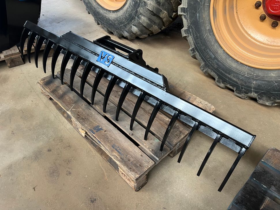 Afretter / Rive for Rendegraver/Excavator 2 M / Leveler / Rake for Backhoe/Excavator 2 M - Алат/ Опрема: слика 1 Afretter / Rive for Rendegraver/Excavator 2 M / Leveler / Rake for Backhoe/Excavator 2 M - Алат/ Опрема: слика 1