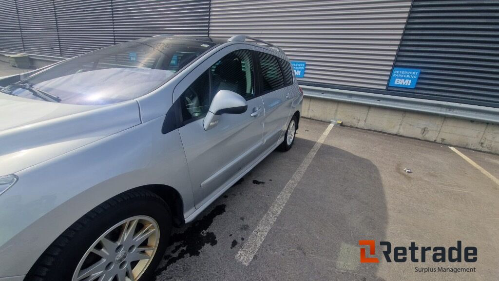 Bil PEUGEOT 308- lav km - Автомобил: слика 3 Bil PEUGEOT 308- lav km - Автомобил: слика 3