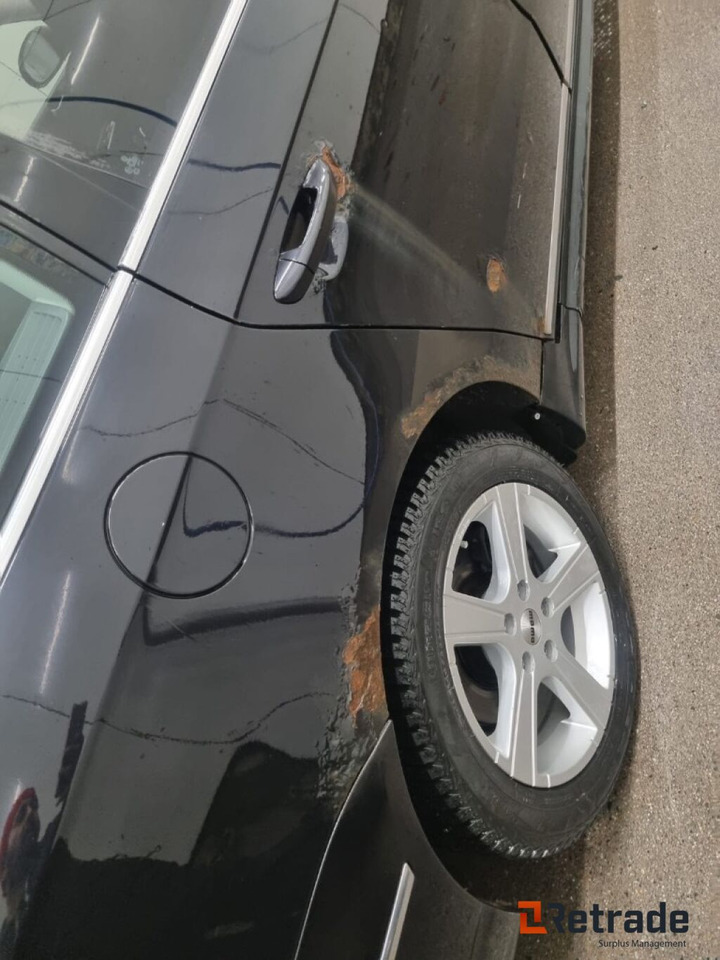 Bil VOLKSWAGEN PASSAT - Автомобил: слика 4 Bil VOLKSWAGEN PASSAT - Автомобил: слика 4