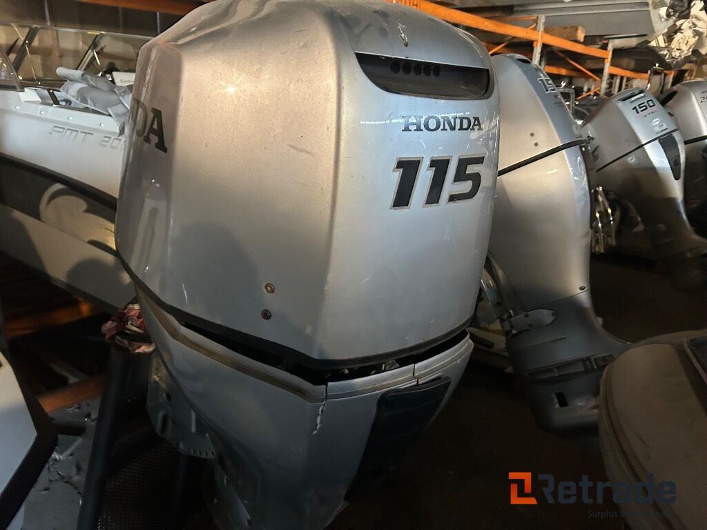 2012 Båt motor Honda Four Stroke 115 hk - Друга машина: слика 2 2012 Båt motor Honda Four Stroke 115 hk - Друга машина: слика 2