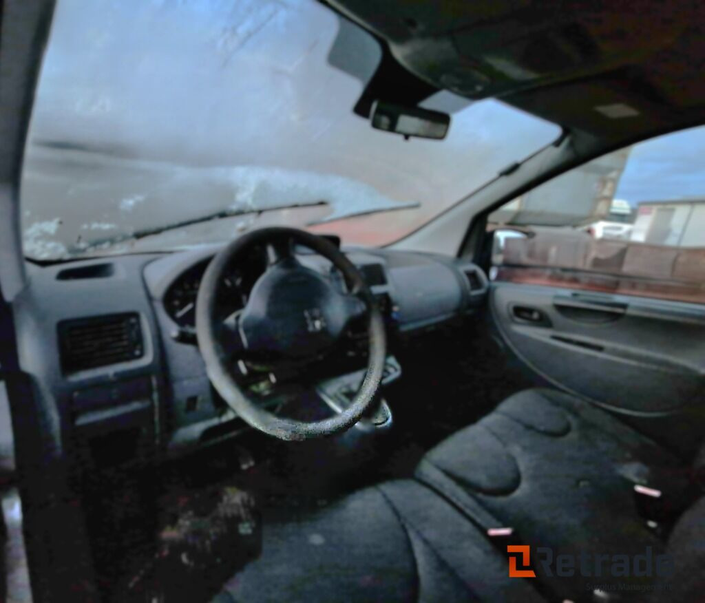 En pen Peugeot Expert 2009-modell - Автомобил: слика 5 En pen Peugeot Expert 2009-modell - Автомобил: слика 5