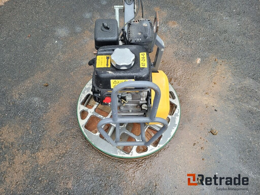 Glättare Atlas Copco BG 240 bensindriven - Градежна опрема: слика 4 Glättare Atlas Copco BG 240 bensindriven - Градежна опрема: слика 4