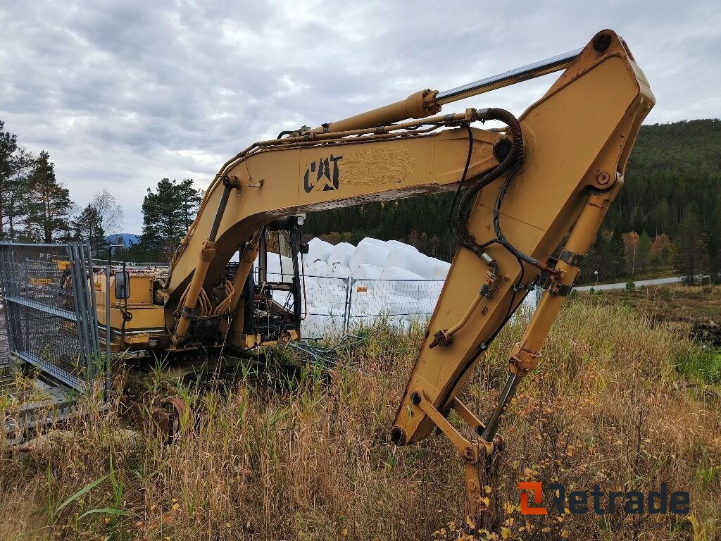 Caterpillar 320L, Dele objekt - Градежна машина: слика 1 Caterpillar 320L, Dele objekt - Градежна машина: слика 1