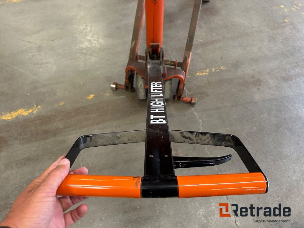 Jekke tralle fra BT HL 1000 - Вилушкар за палети: слика 5 Jekke tralle fra BT HL 1000 - Вилушкар за палети: слика 5