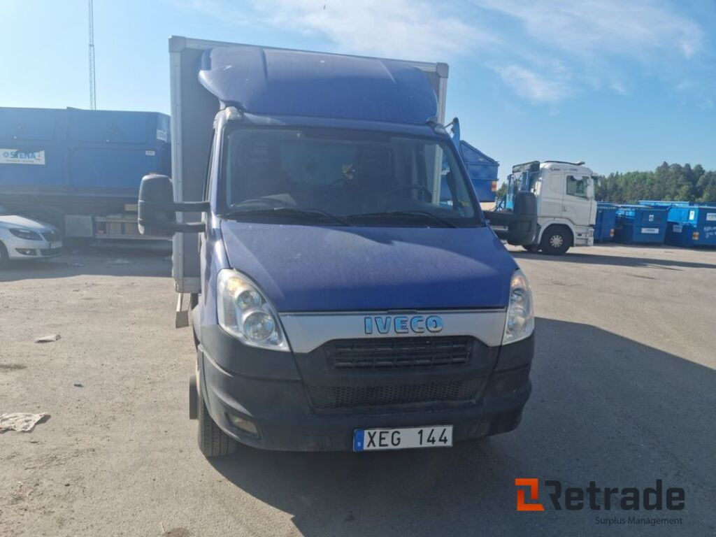 Lastbil Iveco DAILYA EEV - Комбе фургон: слика 2 Lastbil Iveco DAILYA EEV - Комбе фургон: слика 2