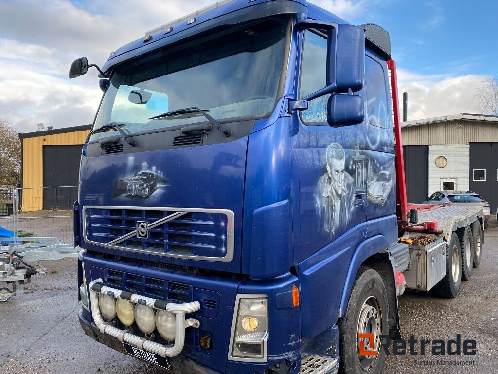 Lastväxlare Tridem Volvo FH 480-37 8 x4 - Камион со кука за подигање: слика 1 Lastväxlare Tridem Volvo FH 480-37 8 x4 - Камион со кука за подигање: слика 1
