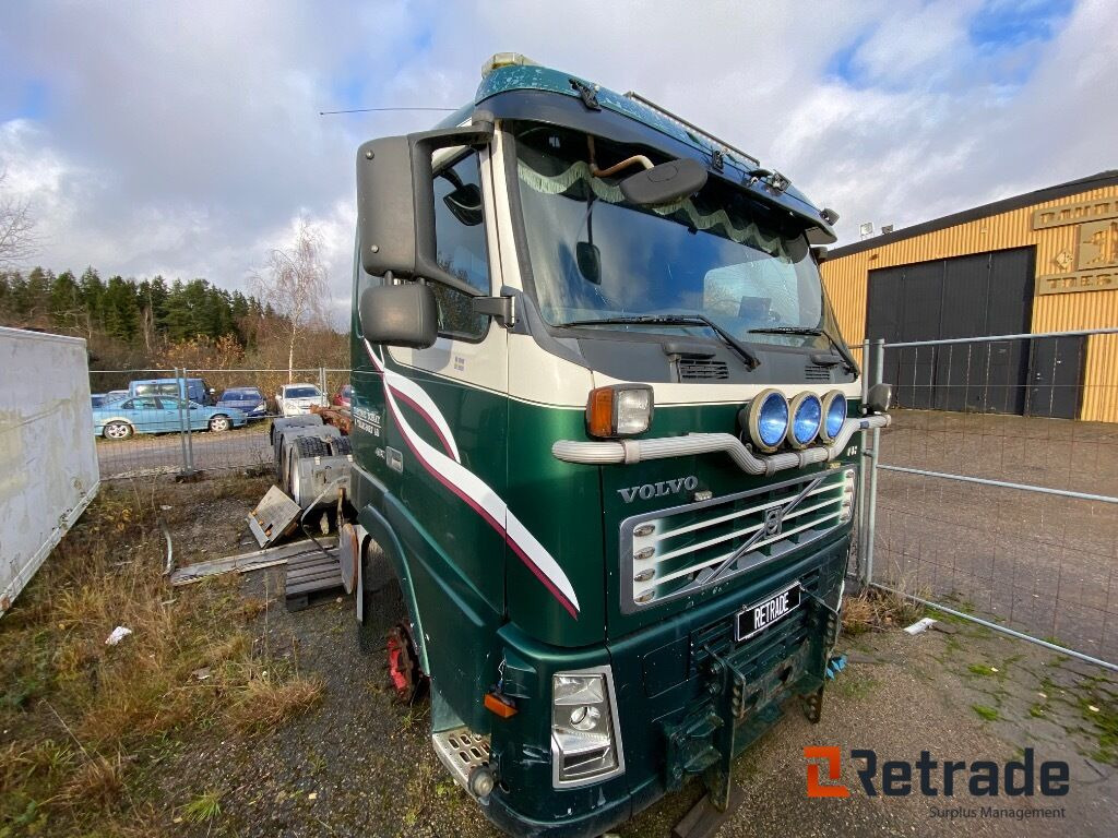 Lastväxlare Tridem Volvo FH 480-37 Reservdelsbil - Камион со кука за подигање: слика 2 Lastväxlare Tridem Volvo FH 480-37 Reservdelsbil - Камион со кука за подигање: слика 2