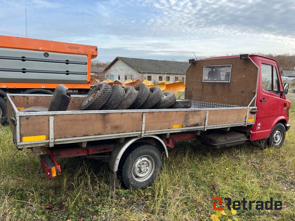 MERCEDES-BENZ 30/35 Ladvogn. - Камион со платформа: слика 3 MERCEDES-BENZ 30/35 Ladvogn. - Камион со платформа: слика 3