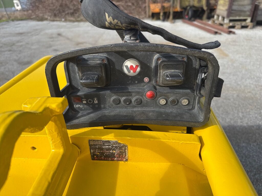 Pladevibrator Wacker Neuson Dpu80 R Remote - Вибрациска плоча: слика 5 Pladevibrator Wacker Neuson Dpu80 R Remote - Вибрациска плоча: слика 5