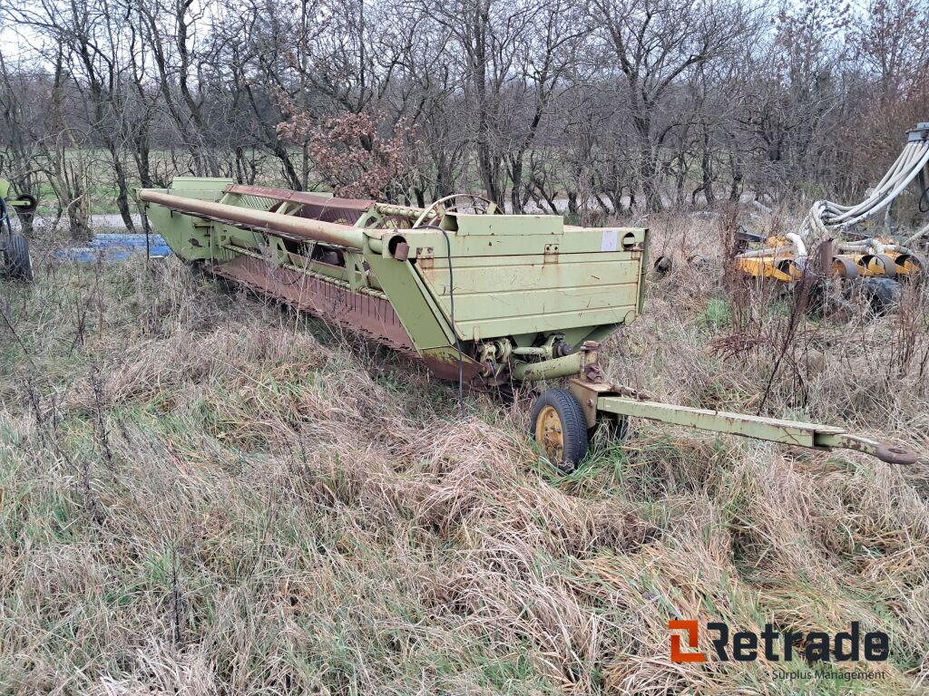 Skærebord Fortschritt E 025 B - Заглавје за комбајн: слика 1 Skærebord Fortschritt E 025 B - Заглавје за комбајн: слика 1