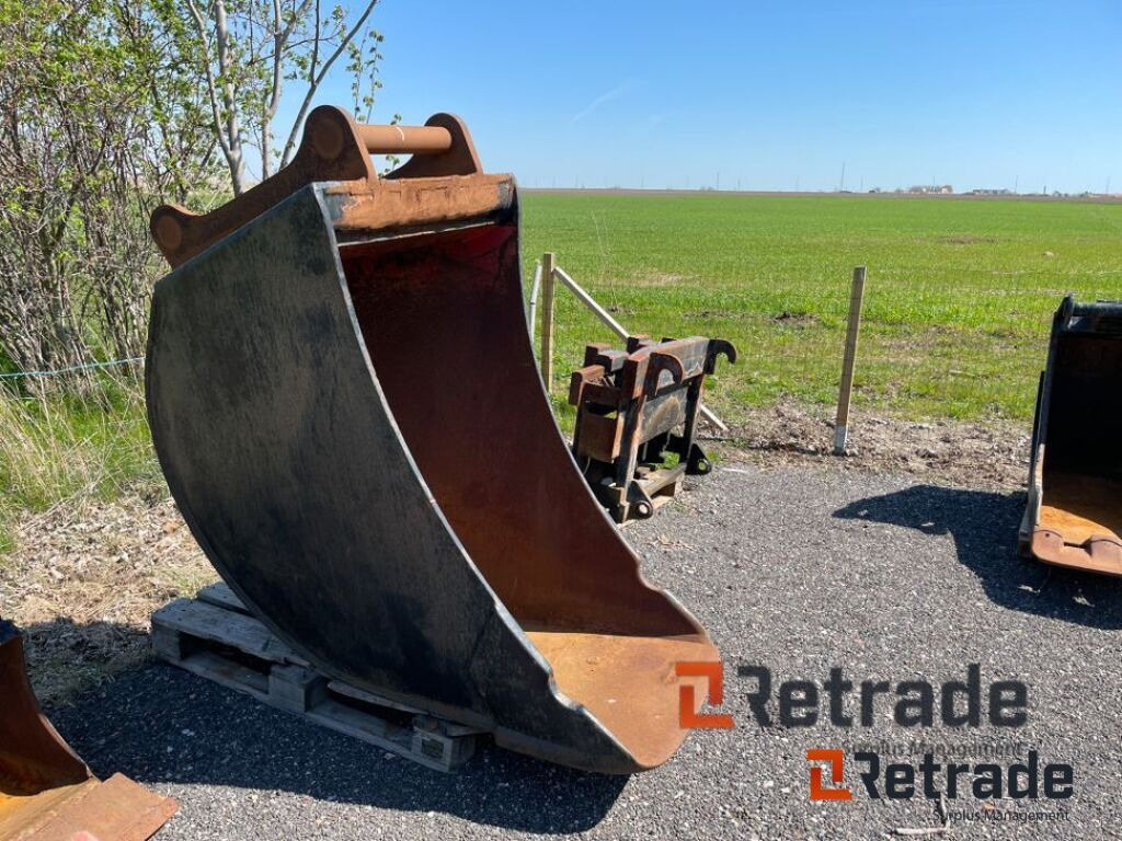 Skopa/ Bucket - Корпа за багер: слика 1 Skopa/ Bucket - Корпа за багер: слика 1