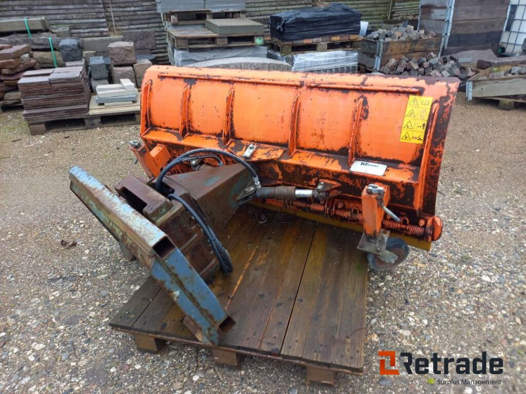 Sneplow for / snow plow - Градежна опрема: слика 2 Sneplow for / snow plow - Градежна опрема: слика 2